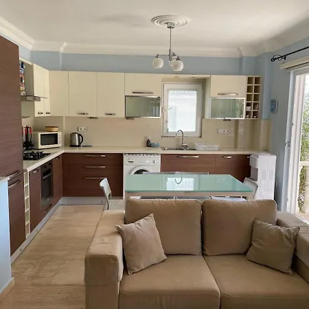 Sweet Family House